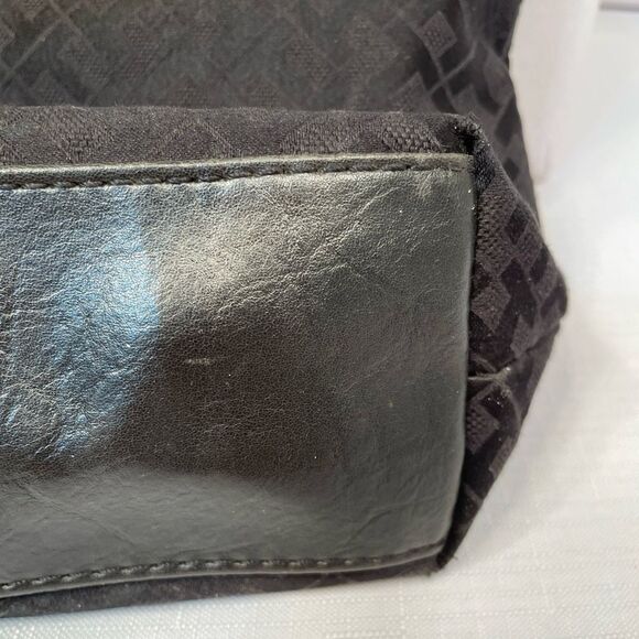 BLACK TOMMY HILFIGER TOTE BAG EUC - Picture 6 of 7